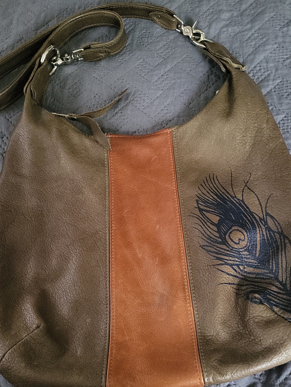 Stitch and Swash Women's Twighlight Hobo Bag